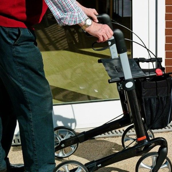 rollator-2298056_640